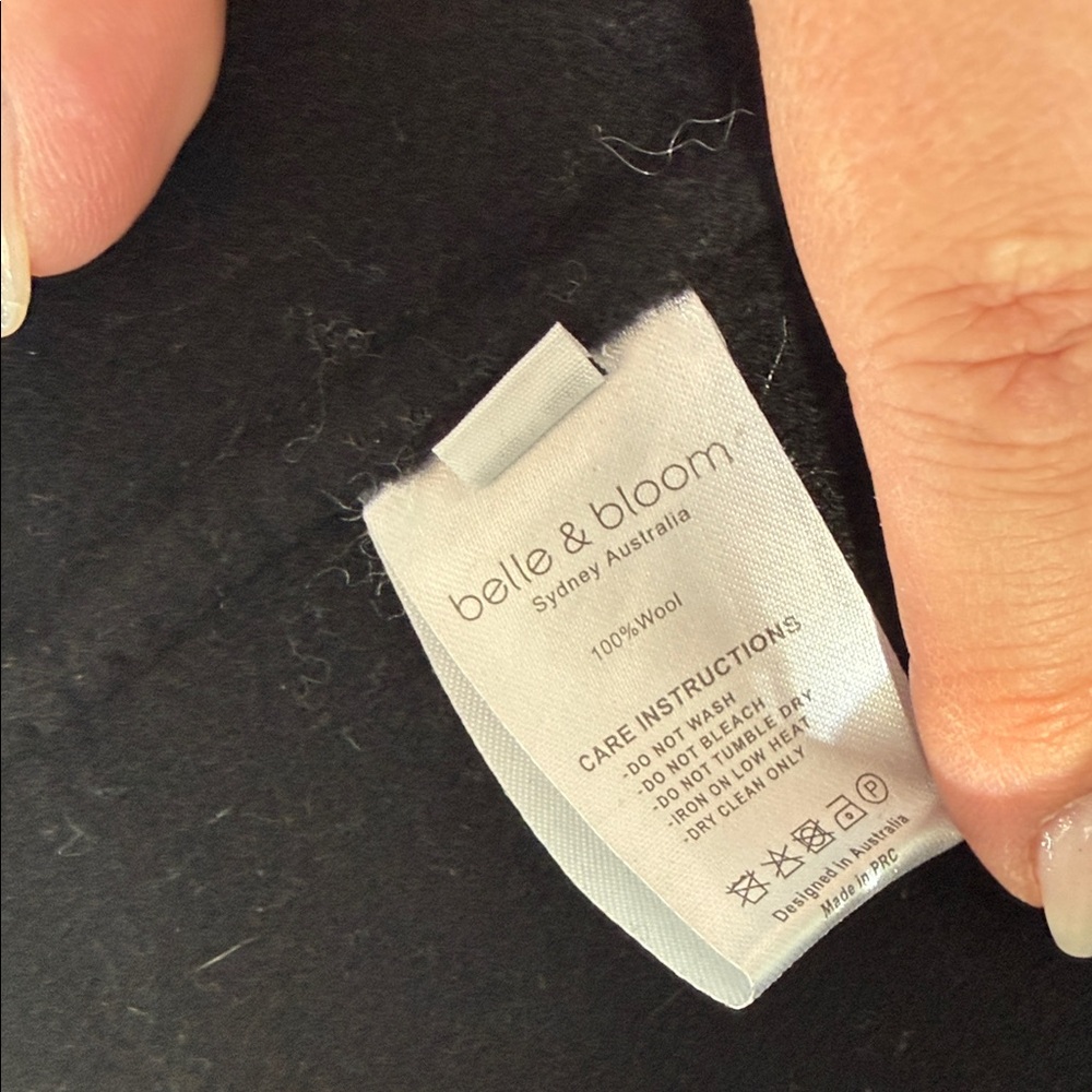 belle & bloom Black 100% Wool Garment - Label Shown